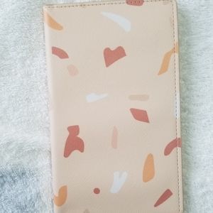 NWOT Passport holder